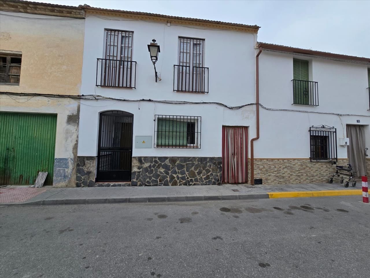 Exterior view of Single-family semi-detached for sale in Fuente Vaqueros