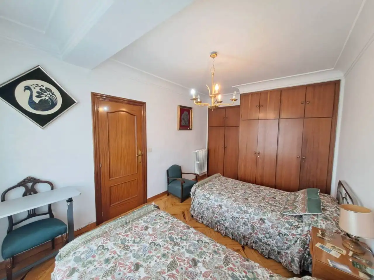 Habitación de Piso en venta en Burgos con Calefacción y Trastero