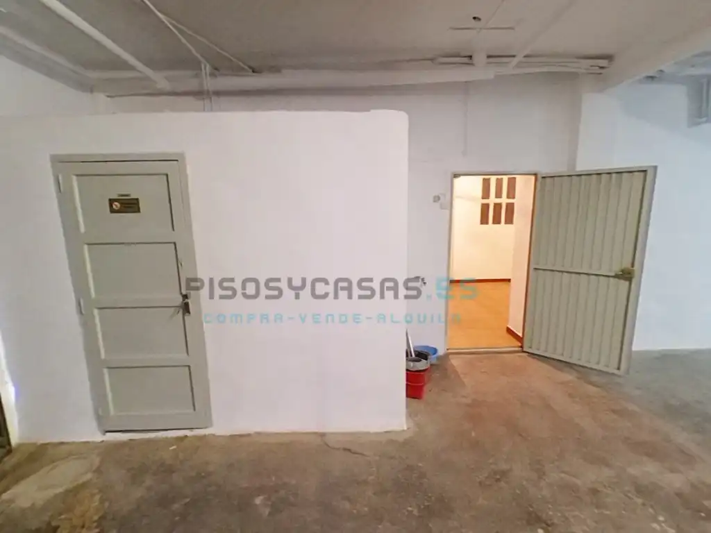 Casa con terraza en venta en Calle Democracia 4, imagen 10