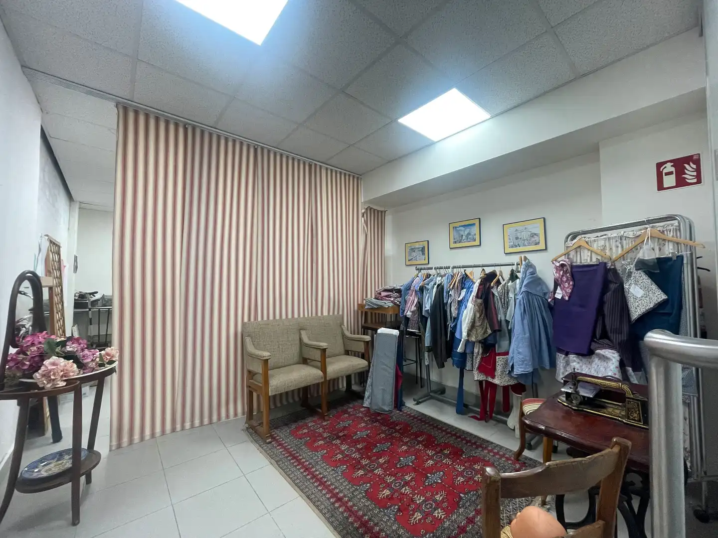 Local comercial de lloguer a Calle Salegi, imagen 2
