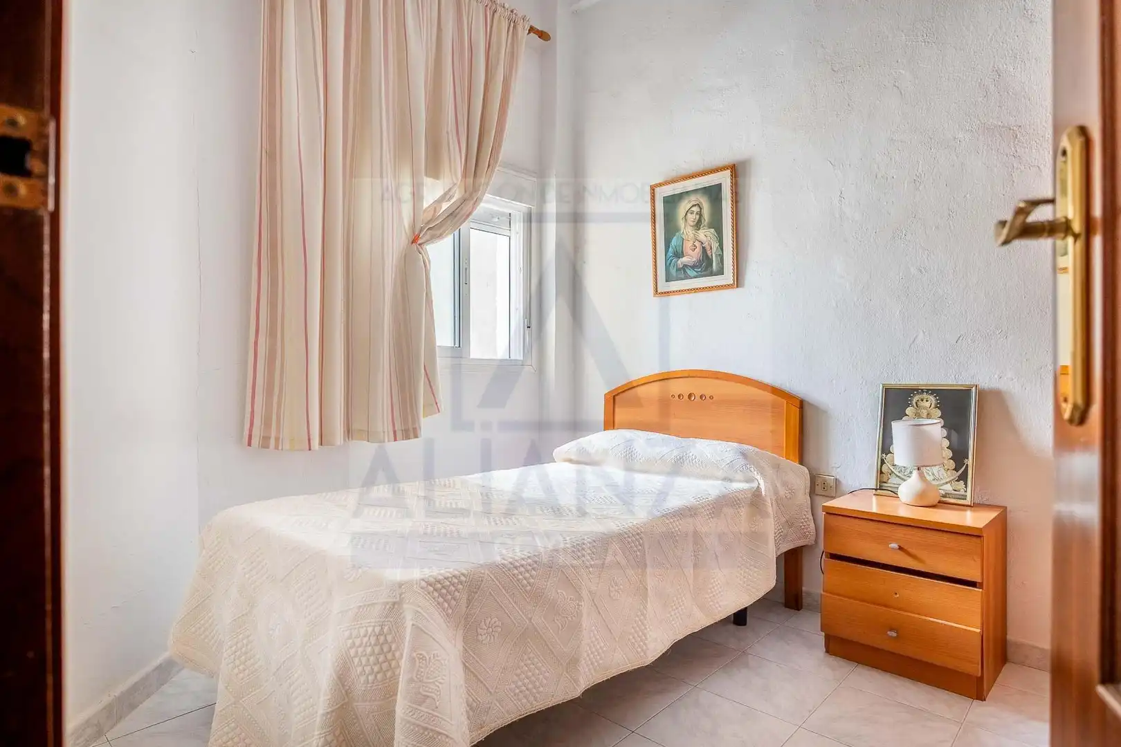 Habitación de Piso en venta en Camas con Aire acondicionado
