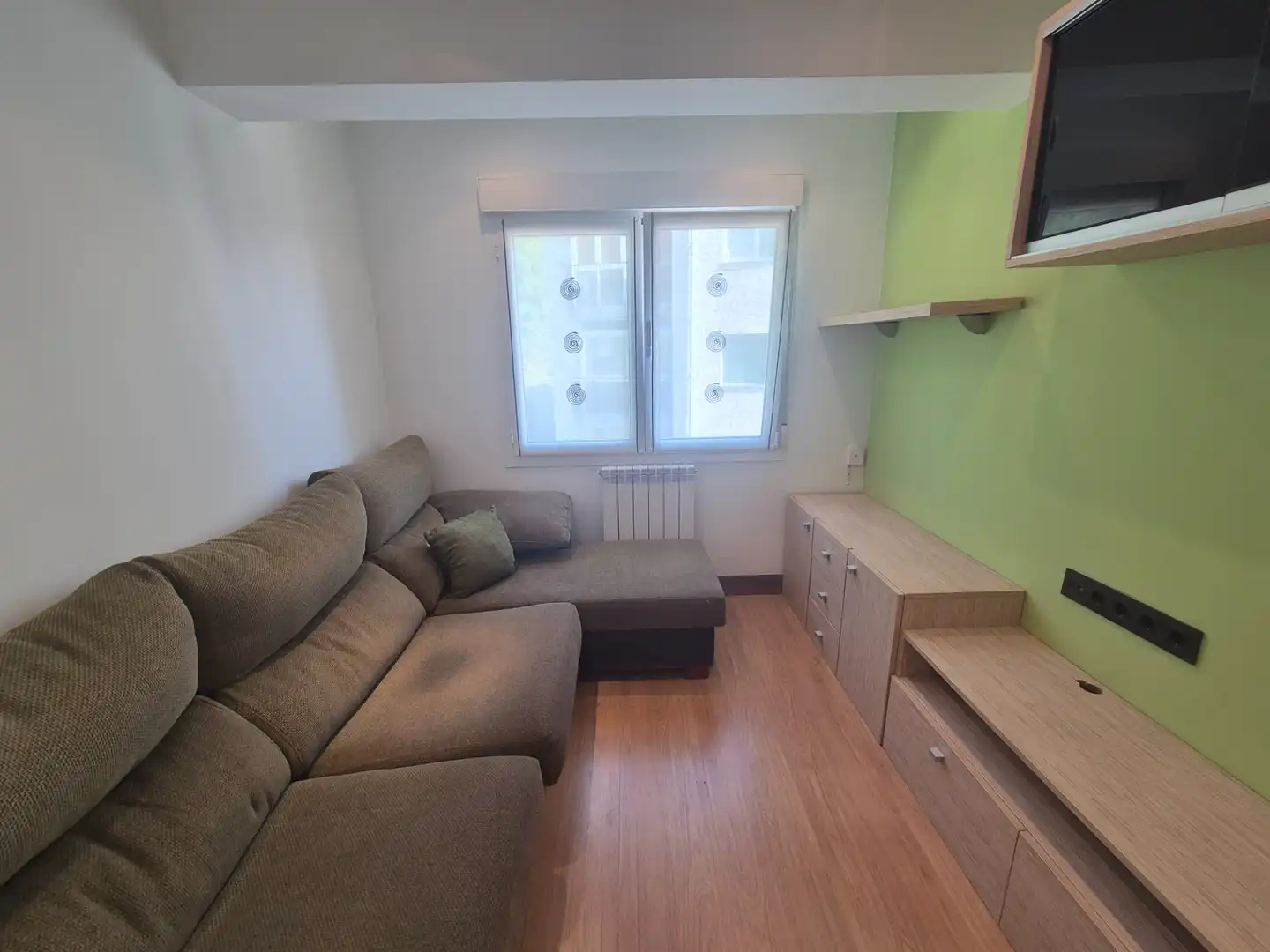 Wohnzimmer von Wohnungen zur Miete in Usurbil mit Heizung, Parkett und Möbliert