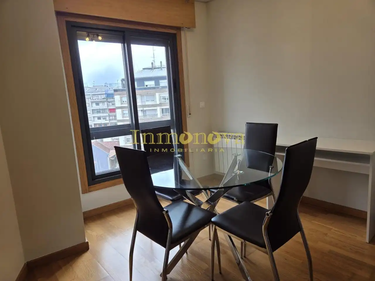 Habitación de Piso en venta en O Porriño   con Calefacción, Trastero y Amueblado