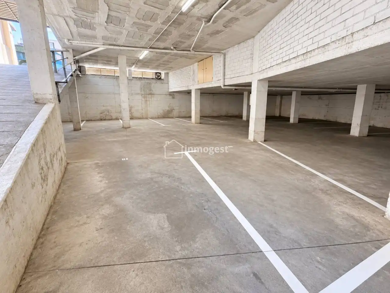Local comercial en venta en Calle Central