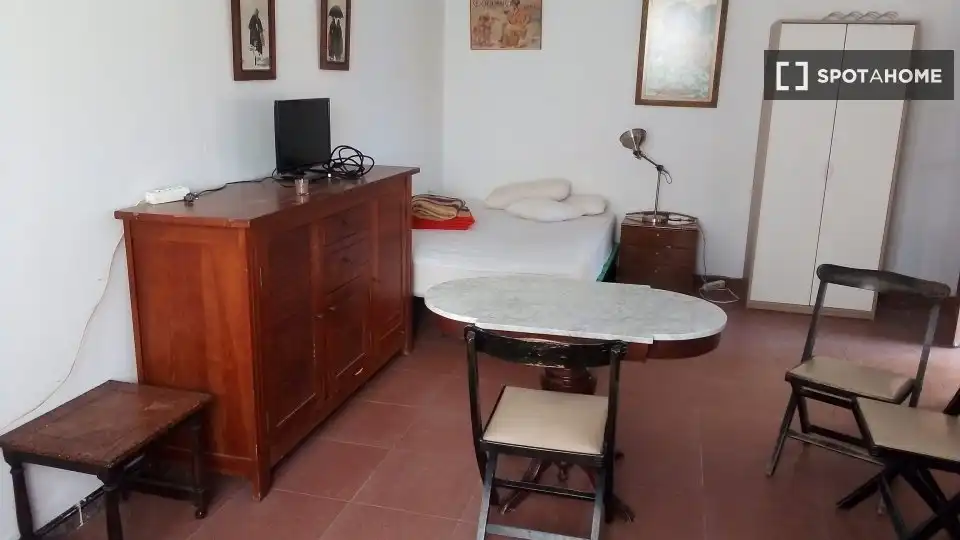 Sala d'estar de Estudi per a compartir en Valencia amb Aire condicionat, Terrassa i Moblat