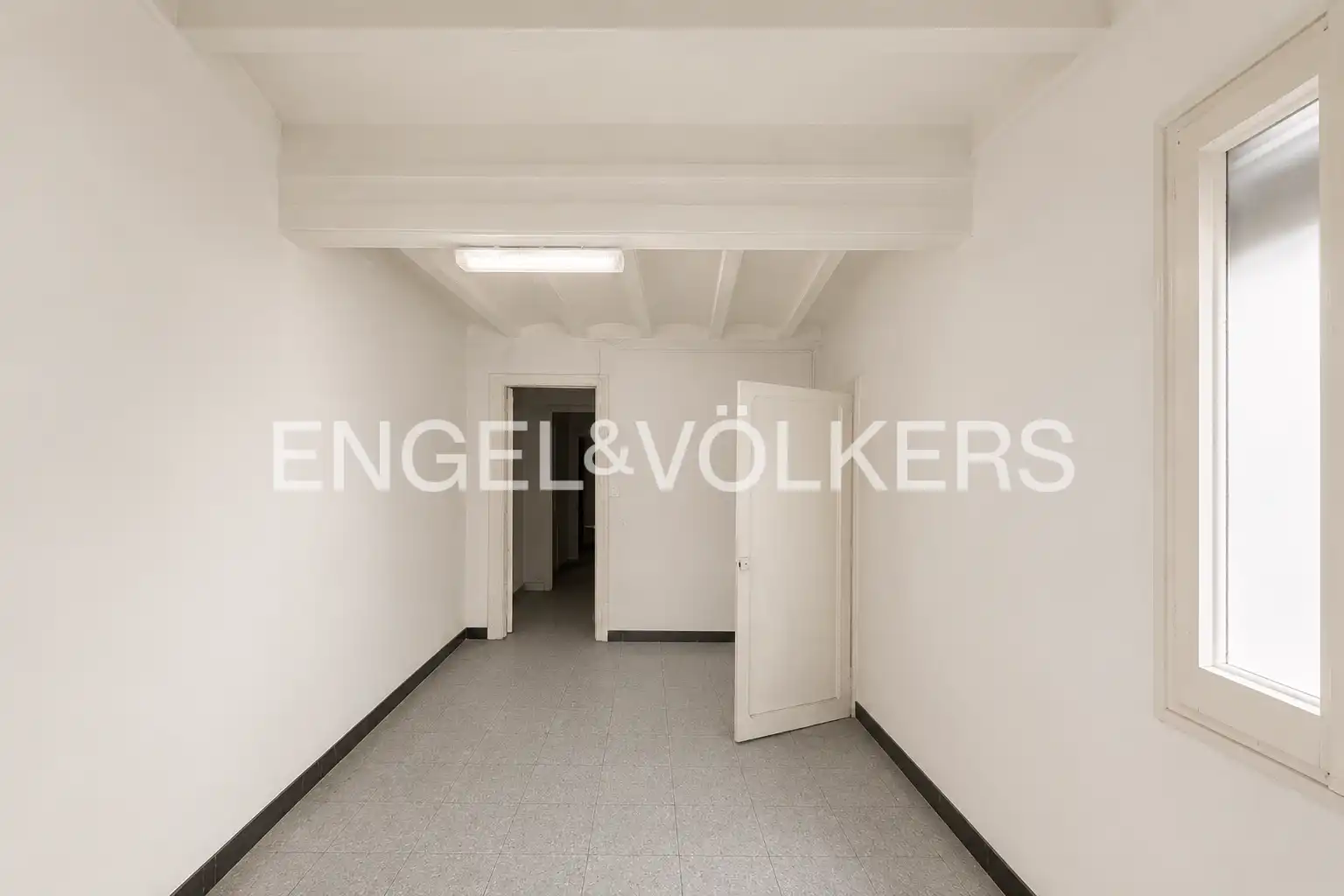 Appartamento con terrazza in vendita a Ciutat Vella, imagen 5