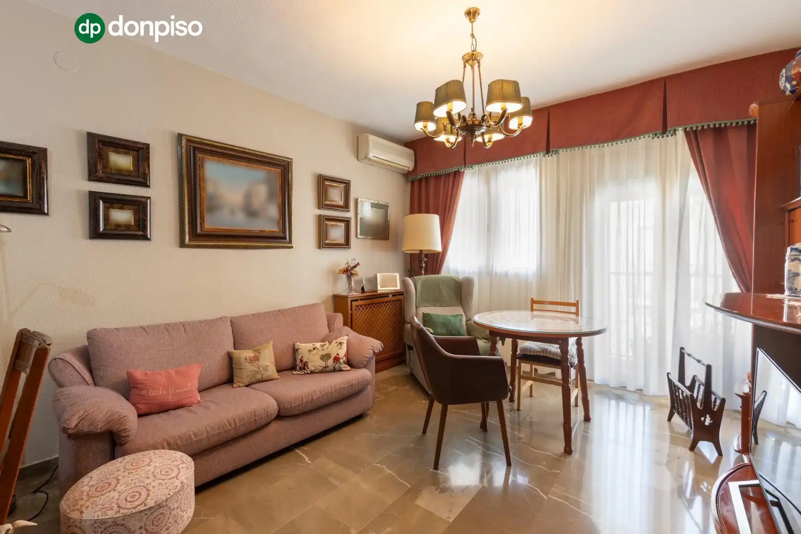 Flat with terrace for sale in Calle GRANADA