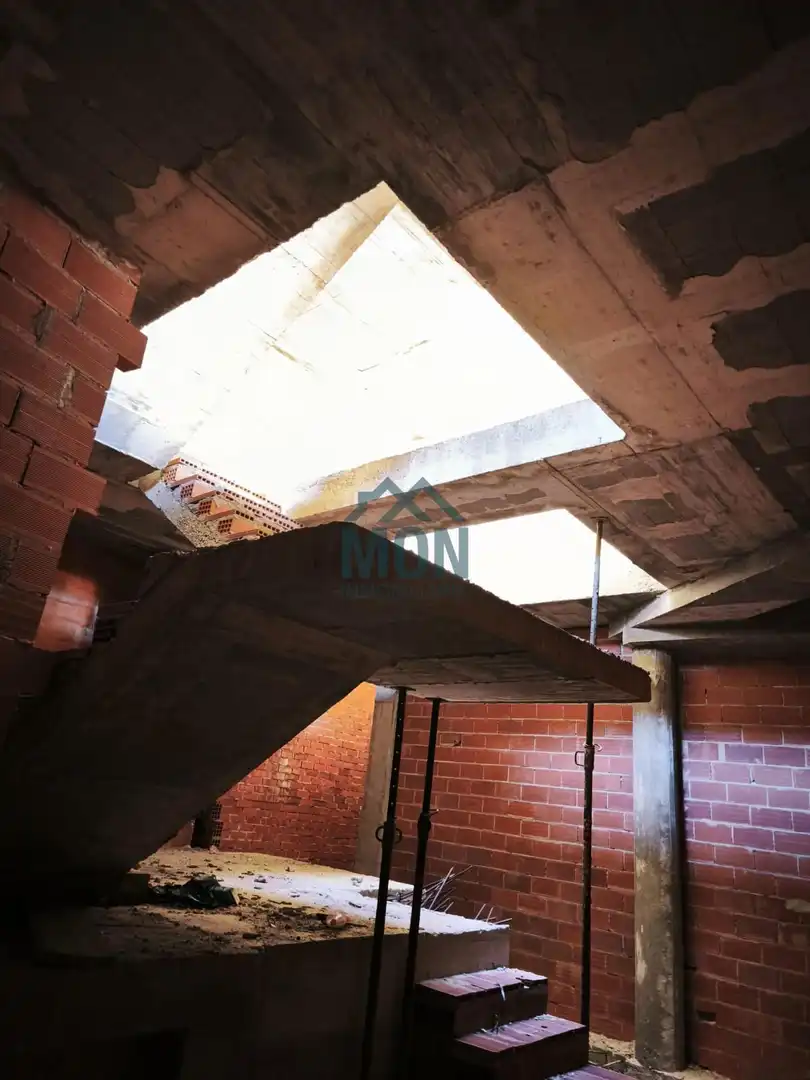 Edifici en venda en Montserrat