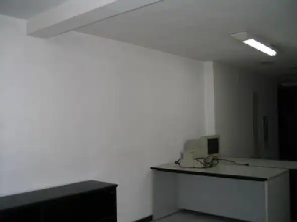Oficina de lloguer en Vigo  amb Traster