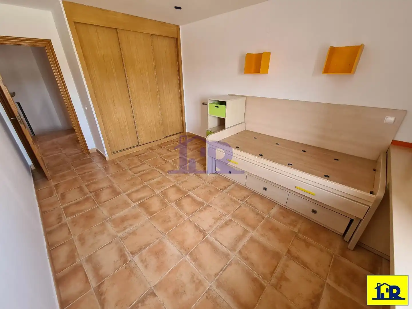 Dormitori de Casa adosada en venda en Villar de Olalla amb Calefacció, Jardí privat i Terrassa
