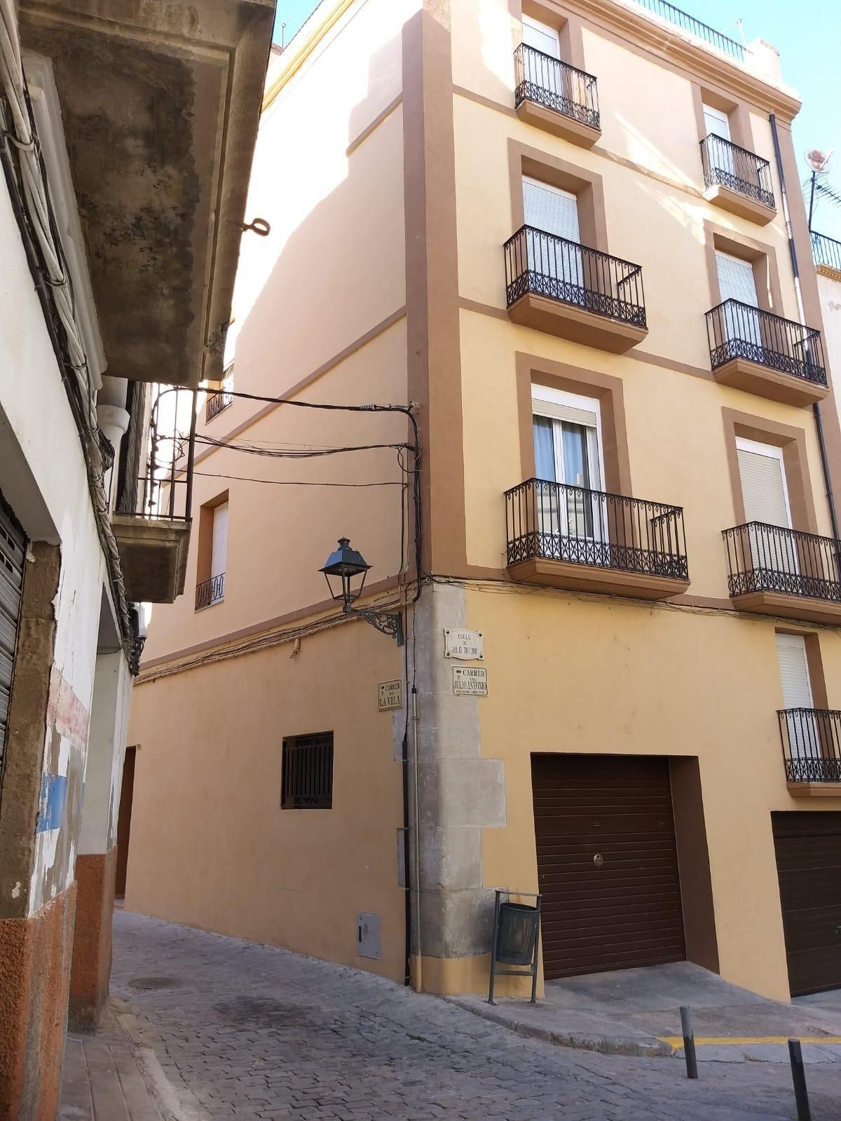 Exterior view of House or chalet for sale in Móra d'Ebre  with Heating, Terrace and Storage room