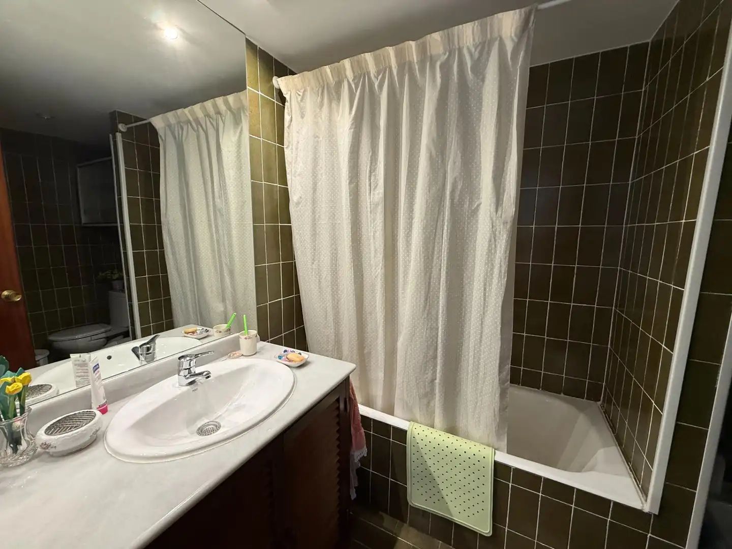 Bathroom of Flat for sale in Algeciras  with Air Conditioner