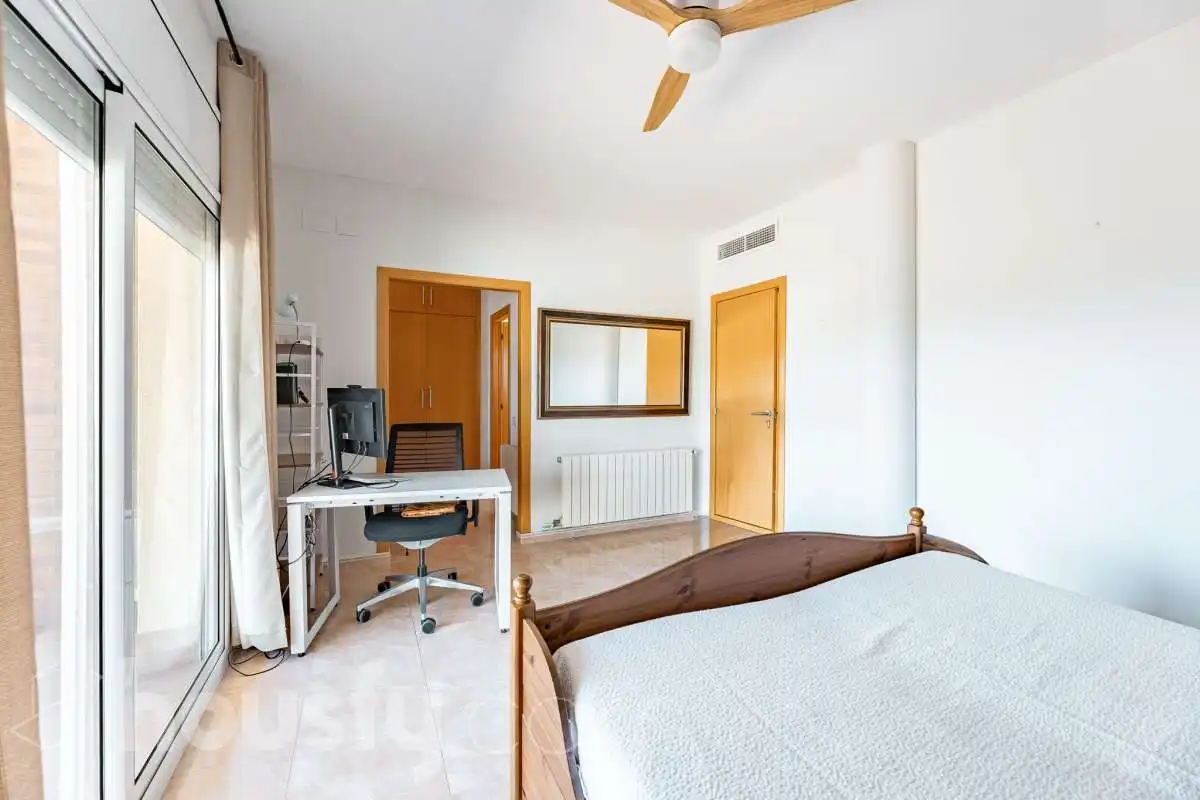 Habitación de Casa o chalet en venta en Calafell con Aire acondicionado, Calefacción y Jardín privado