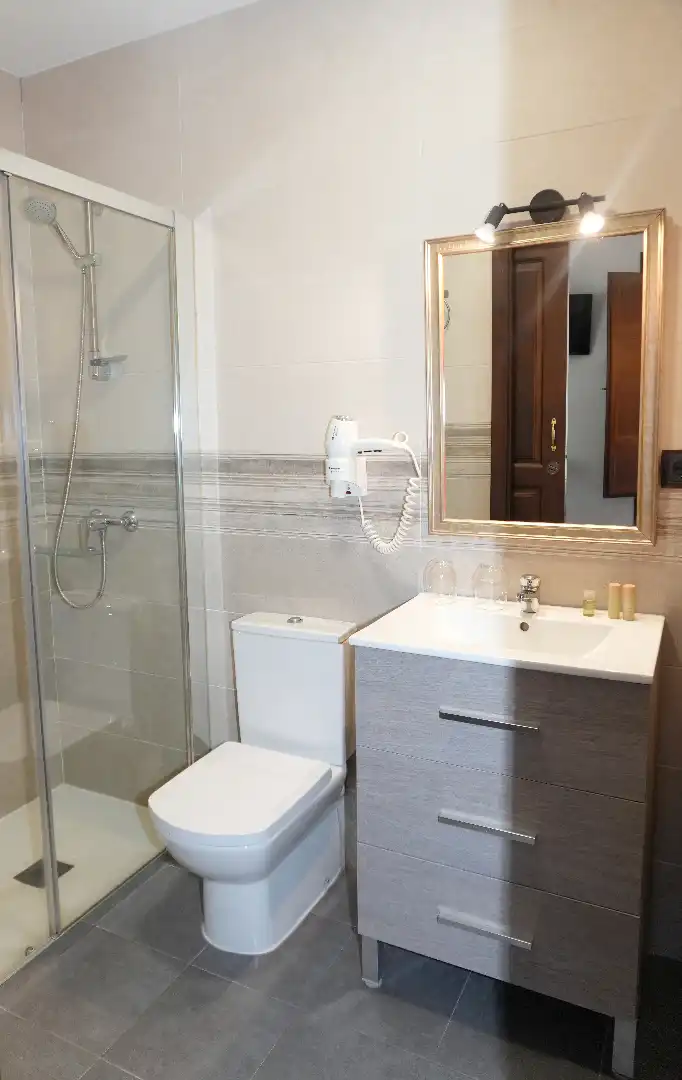 Bany de Edifici en venda en El Hoyo de Pinares 
