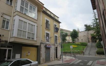 Vista exterior de Àtic en venda en Burgos Capital