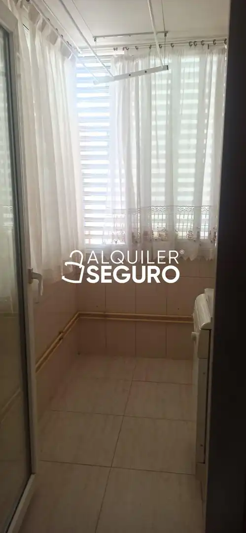 Bedroom of Flat for rent in Madrid  with Heating