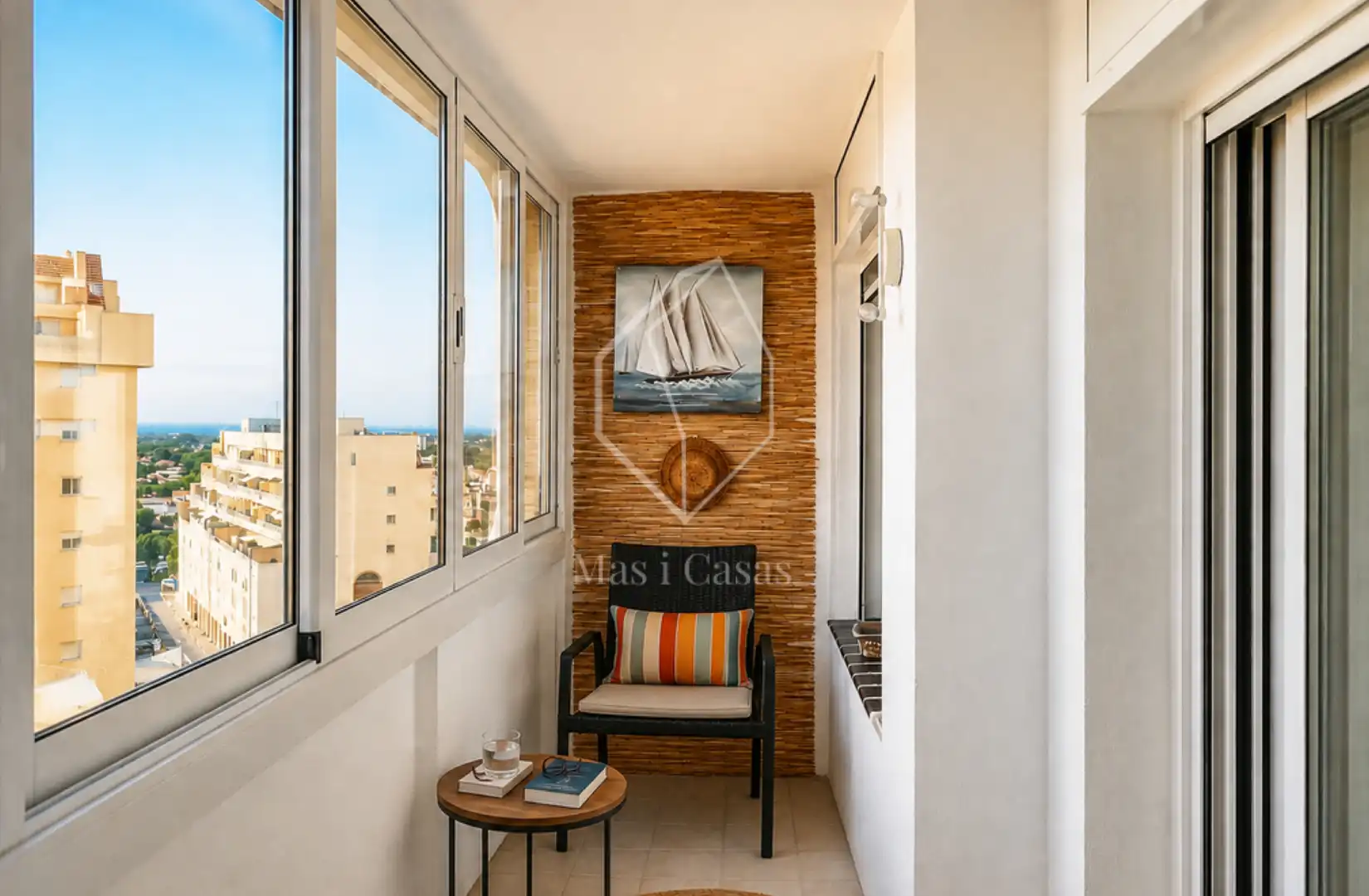 Terrasse von Wohnungen zum Verkauf in Empuriabrava mit Klimaanlage, Terrasse und Möbliert