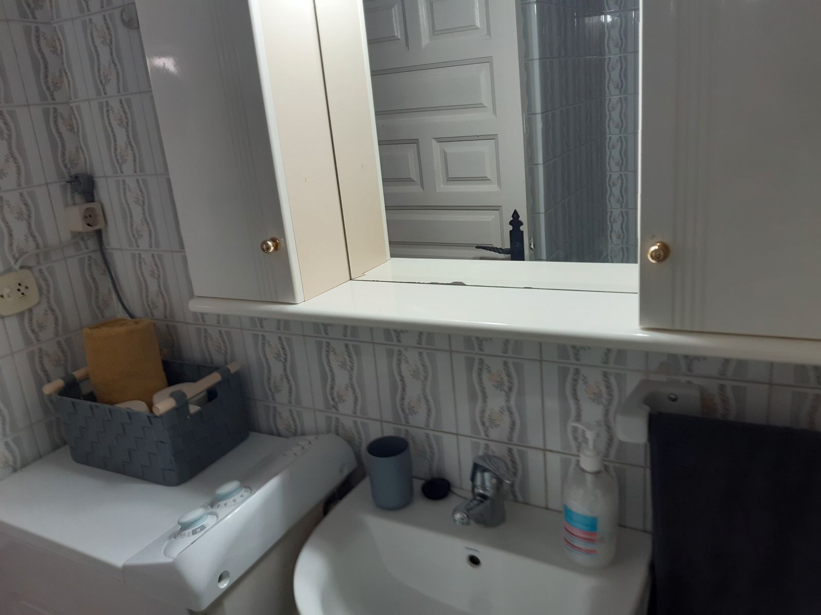 Bathroom of Study for sale in Vélez-Málaga  with Air Conditioner, Furnished and Washing machine
