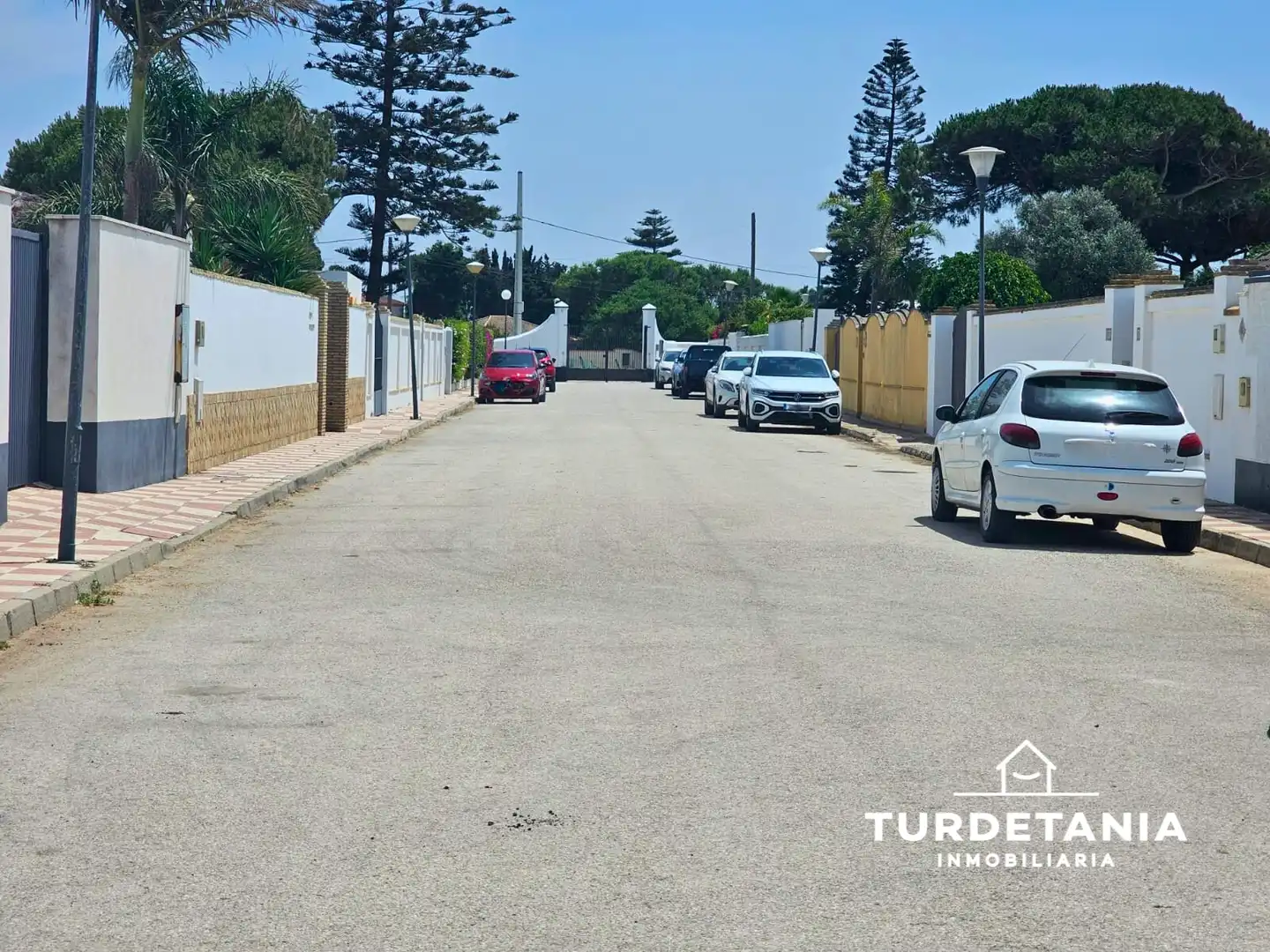 Vista exterior de Casa o chalet de alquiler en Chipiona con Aire acondicionado, Jardín privado y Amueblado