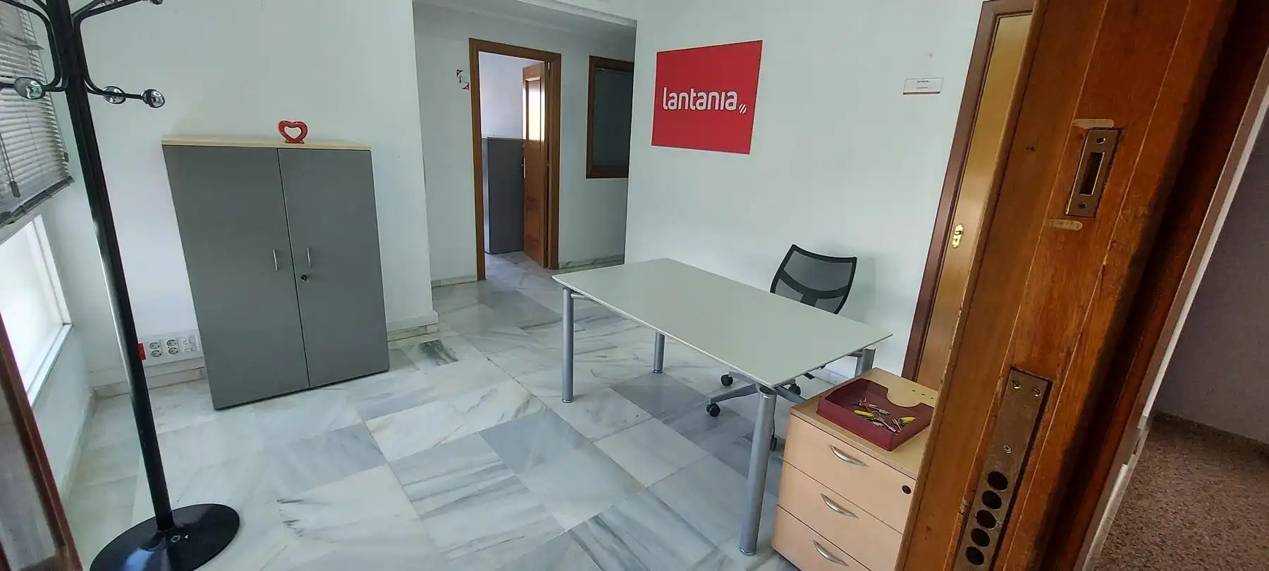 Oficina de lloguer a Calle de José Jesús García Díaz 1, imagen 7