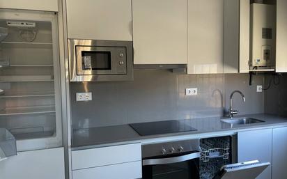 Cuina de Pis en venda en Mollet del Vallès amb Aire condicionat i Calefacció