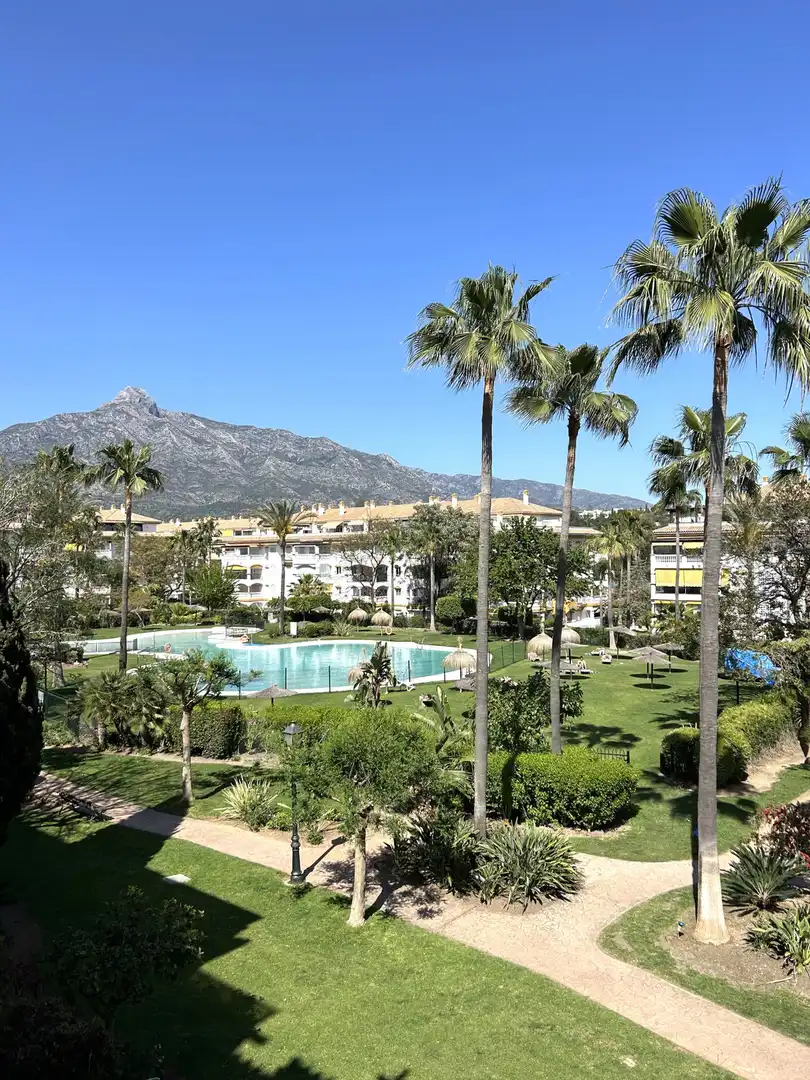 Außenansicht von Wohnungen zum Verkauf in Marbella mit Klimaanlage, Möbliert und Internet