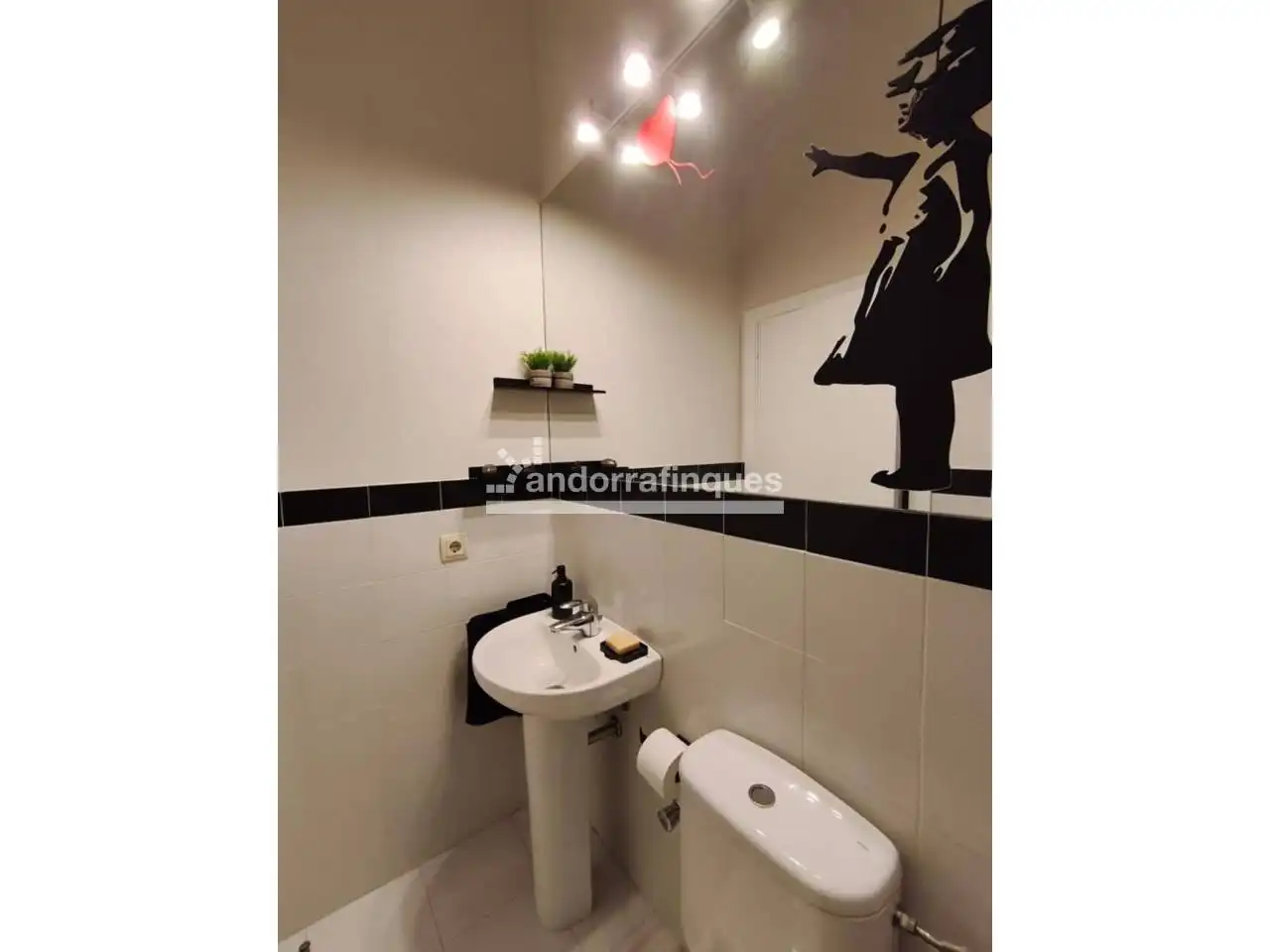 Baño de Apartamento en venta en Montferrer i Castellbò con Aire acondicionado, Terraza y Trastero