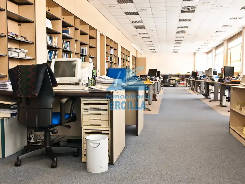 Office space for sale in Cervantes Hiribidea, imagen 7