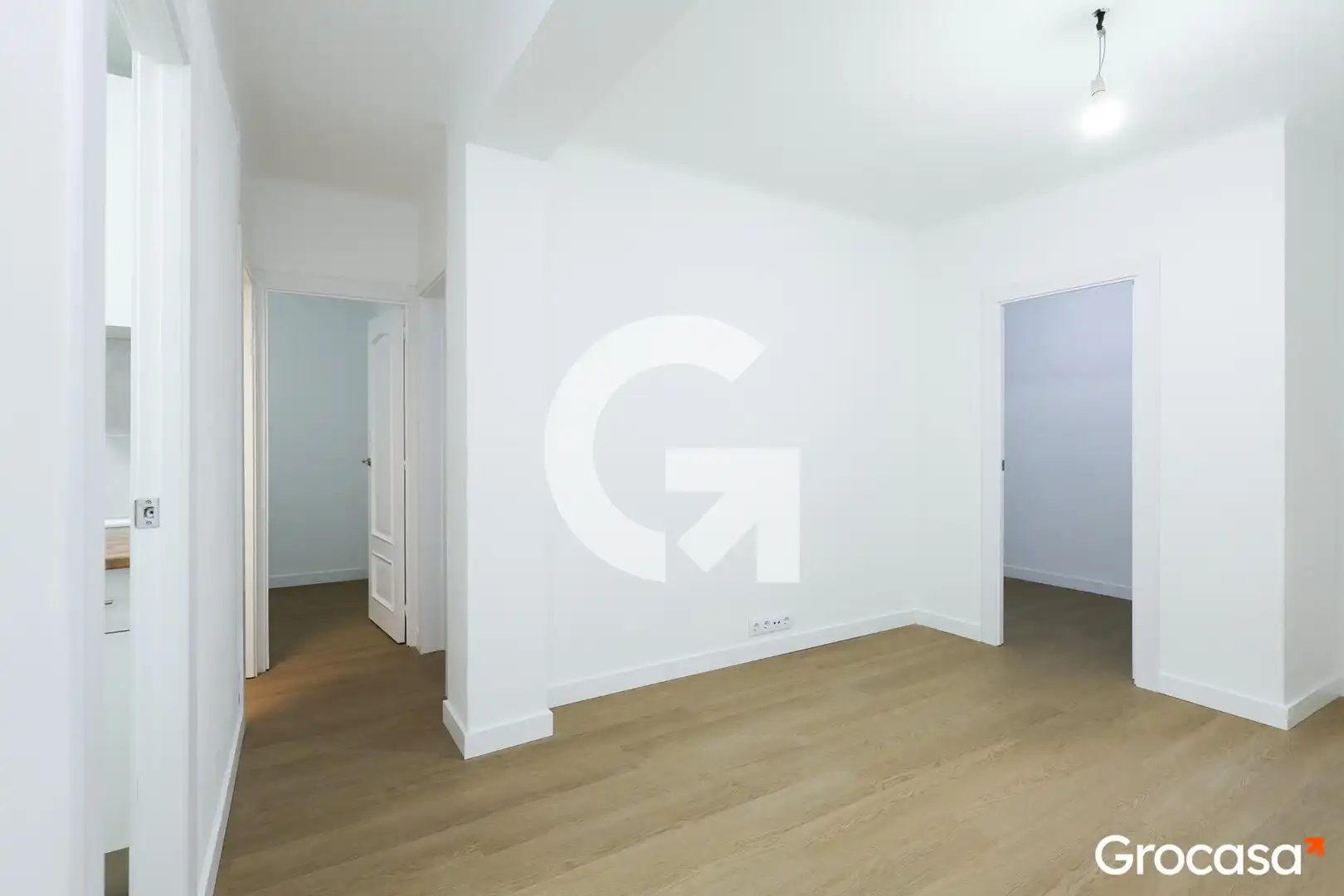 Habitación de Piso en venta en L'Hospitalet de Llobregat con Aire acondicionado, Calefacción y Horno