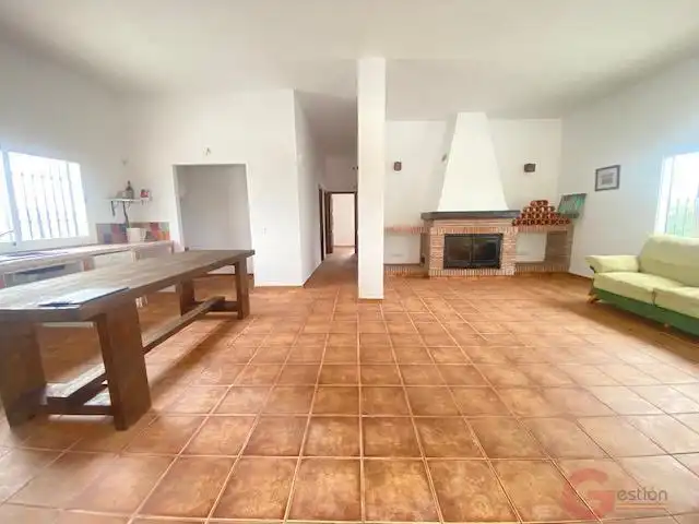 Casa rústica amb piscina en venda a Cútar, imagen 6