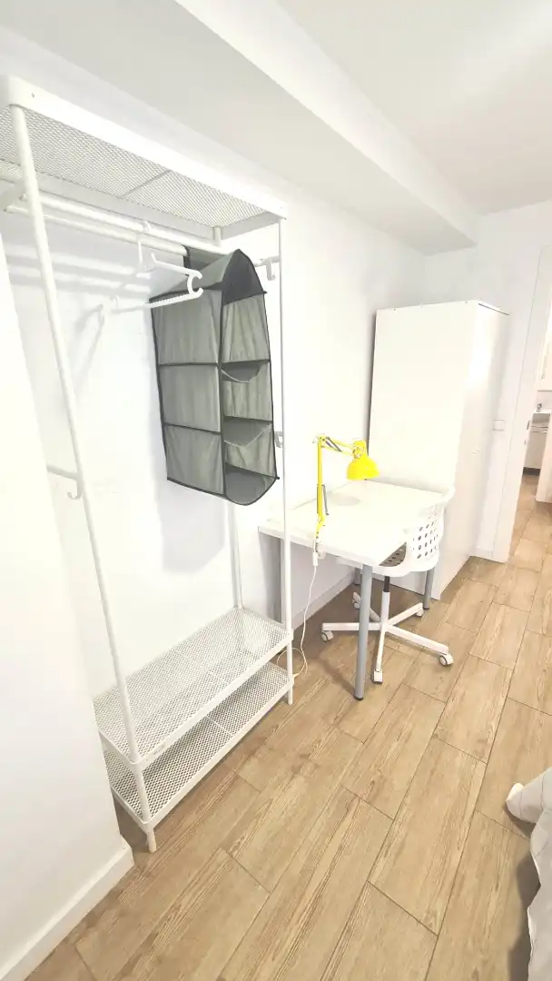 Wohnung zur Miete in Valencia mit Klimaanlage, Möbliert und Ofen