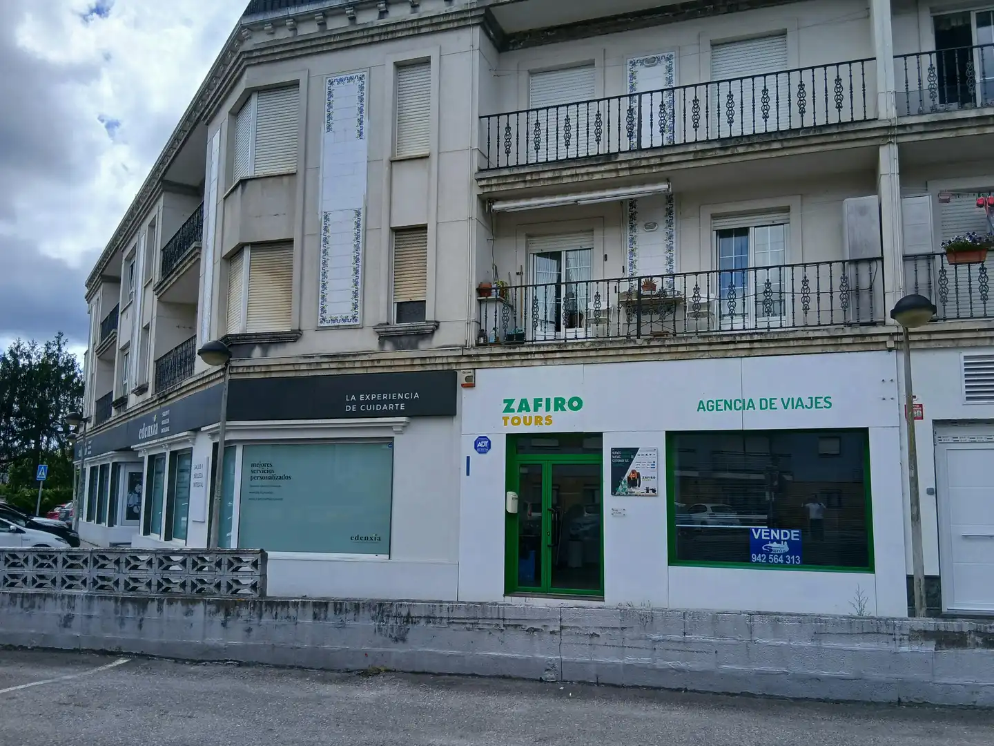 Local comercial en venta en Avenida de Solares 8, imagen 5