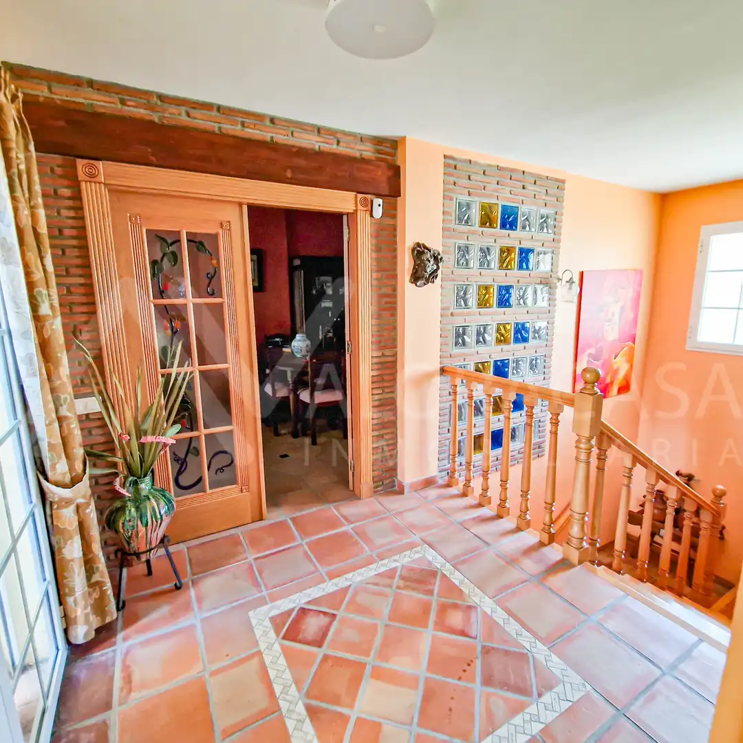 Casa o xalet en venda en Alhaurín de la Torre amb Aire condicionat, Jardí privat i Terrassa