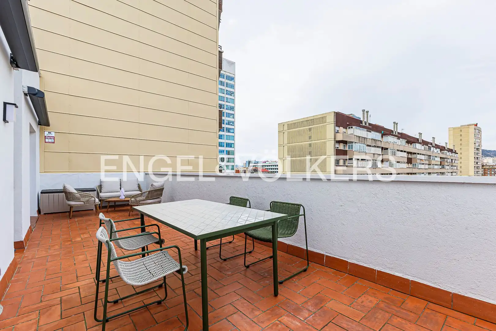 Terraza de Ático de alquiler en Barcelona con Aire acondicionado, Calefacción y Parquet