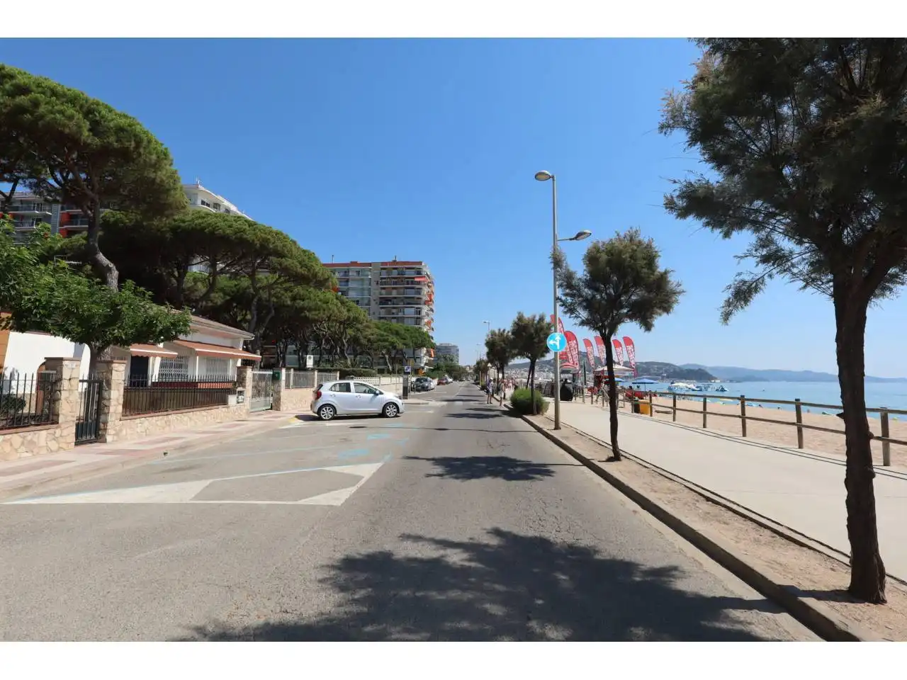 Vista exterior de Piso en venta en Blanes con Calefacción, Terraza y Amueblado
