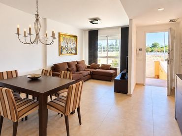 Maison mitoyenne avec balcon à vendre à Calle Calle Vicent Serra Llaurador
