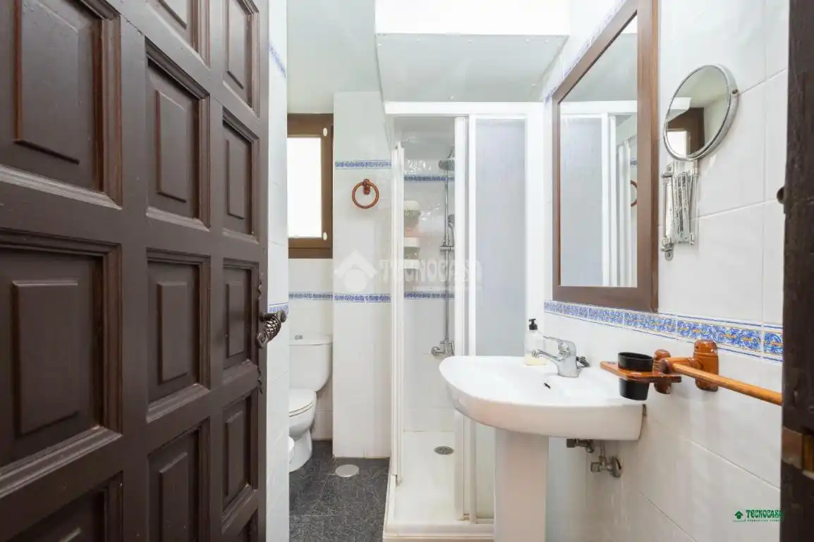 Baño de Piso en venta en Almería con Terraza