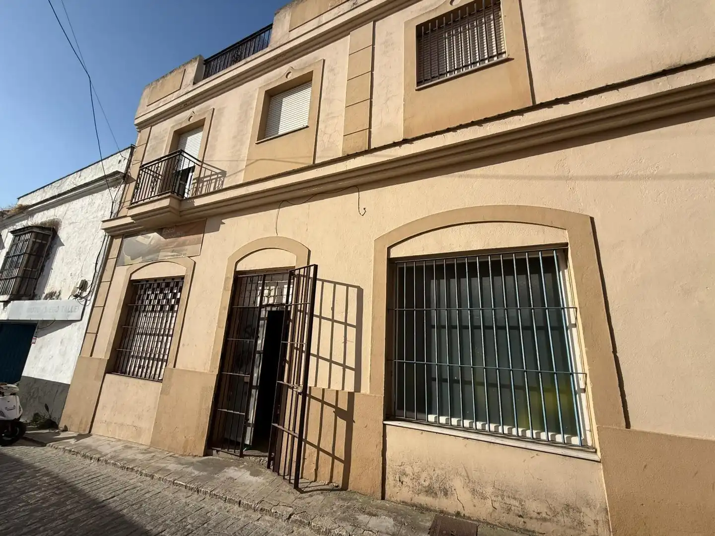 Local comercial en venta en Calle SAMBORONDON, imagen 2