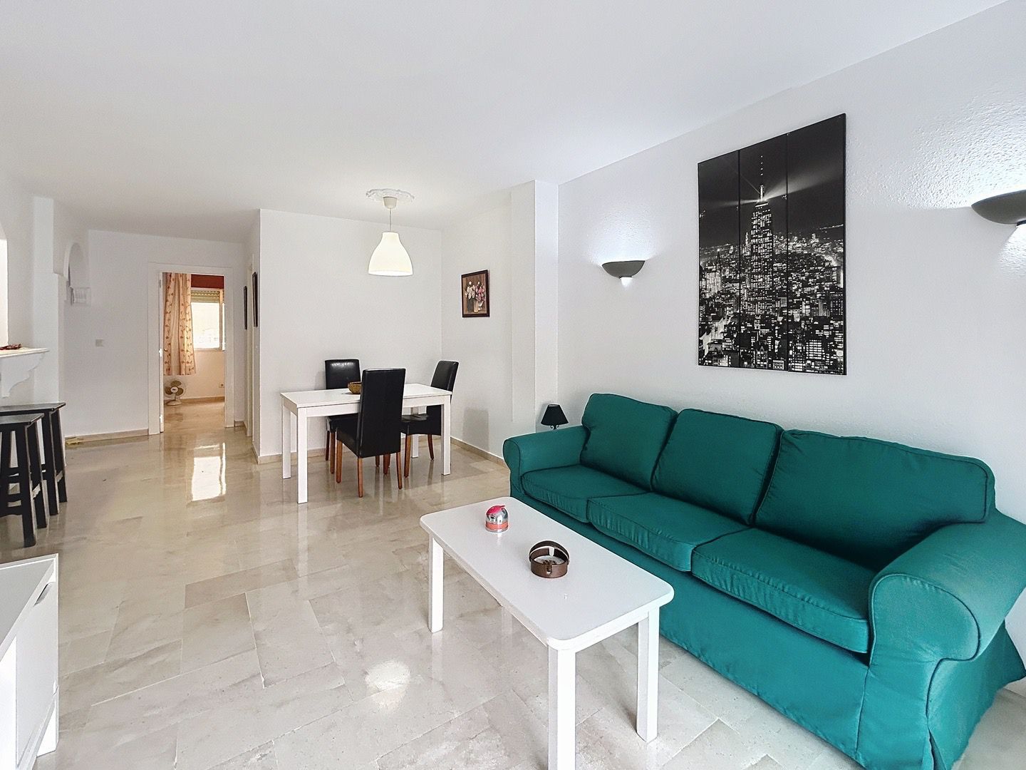 Apartment to rent in Marítimo Rey de España, Playa de los Boliches, Fuengirola