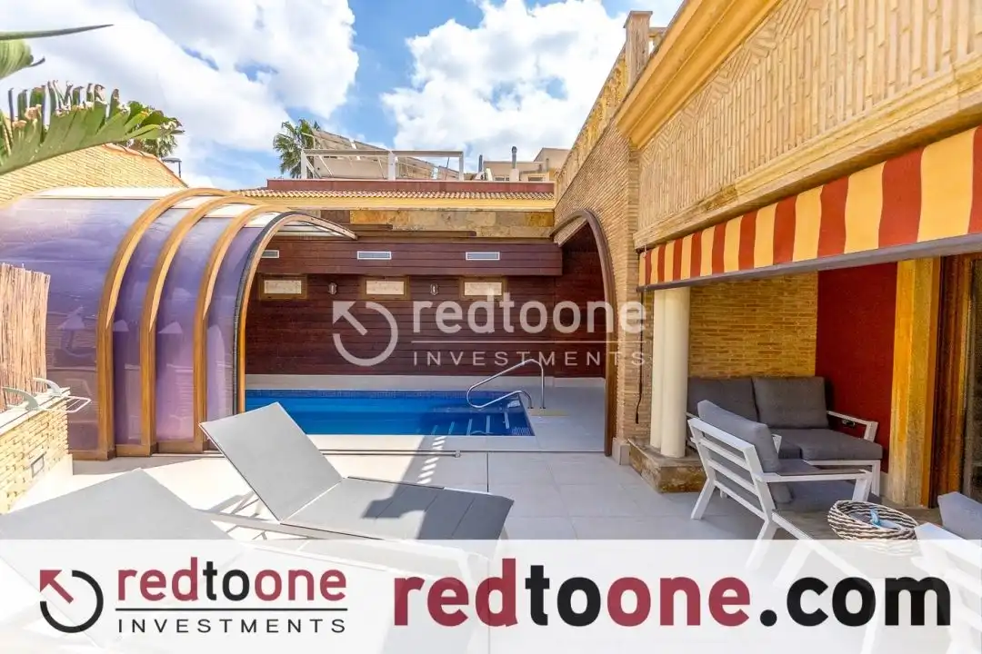 Terrassa de Casa o xalet en venda en Orihuela amb Jardí privat, Terrassa i Piscina