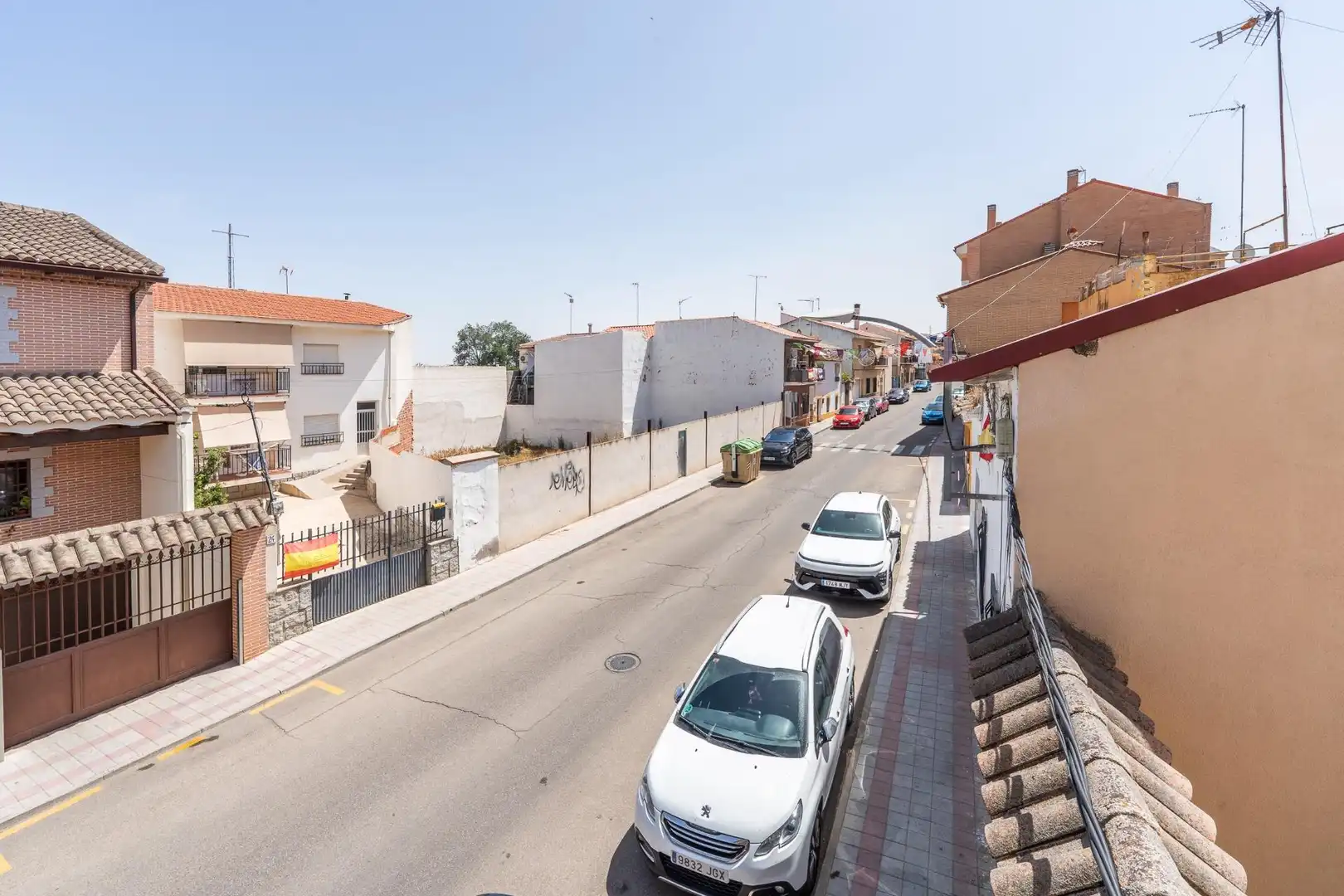 Vista exterior de Casa o xalet en venda en Yuncler amb Aire condicionat, Calefacció i Jardí privat