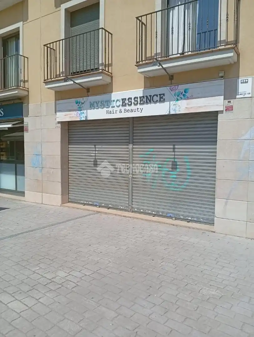 Local en venta en Barberà del Vallès