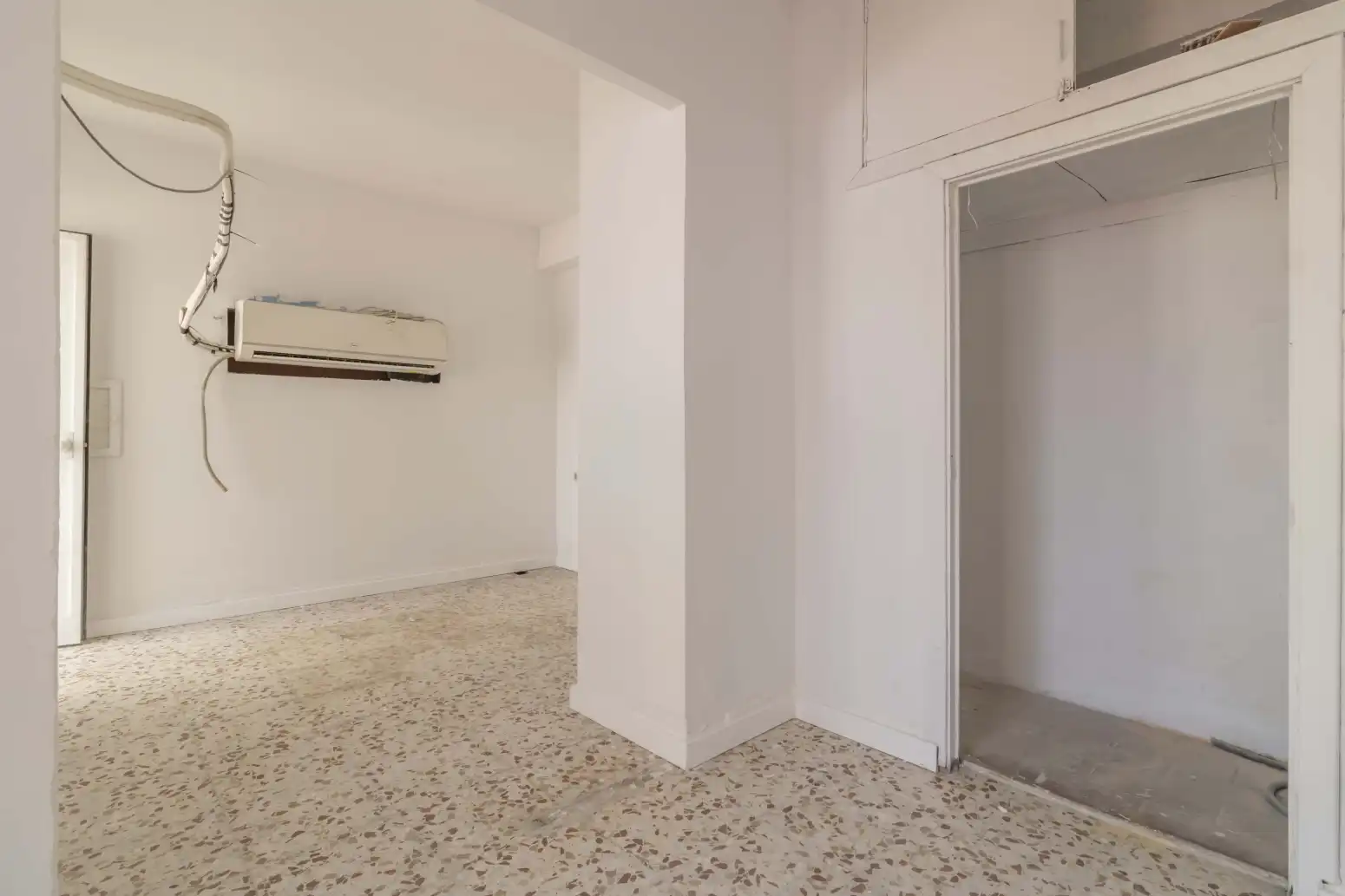 Casa adosada en venda en Sevilla amb Terrassa i Balcó