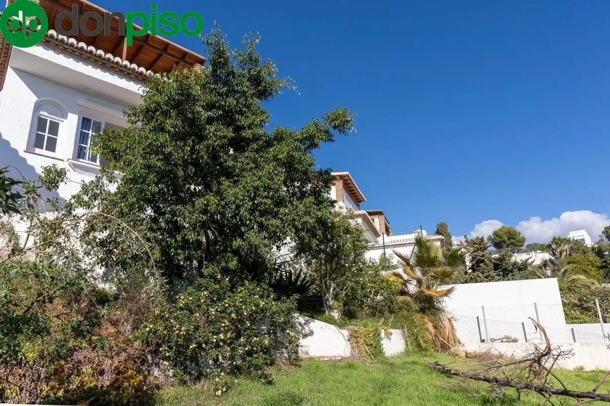 Garden of Houses for sale in Almuñécar  with Air Conditioner, Heating and Private garden