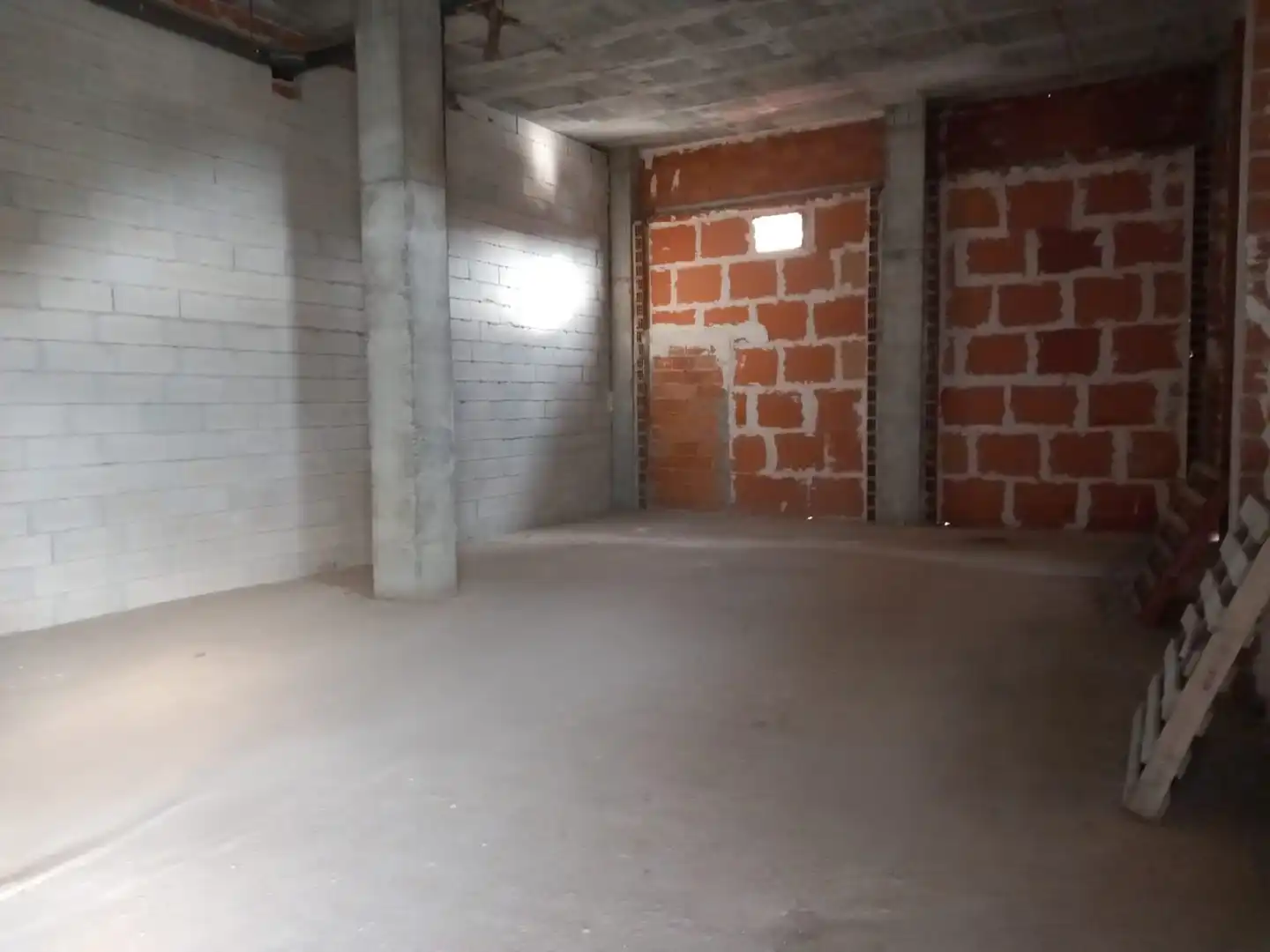 Commercial properties for sale in Guadix