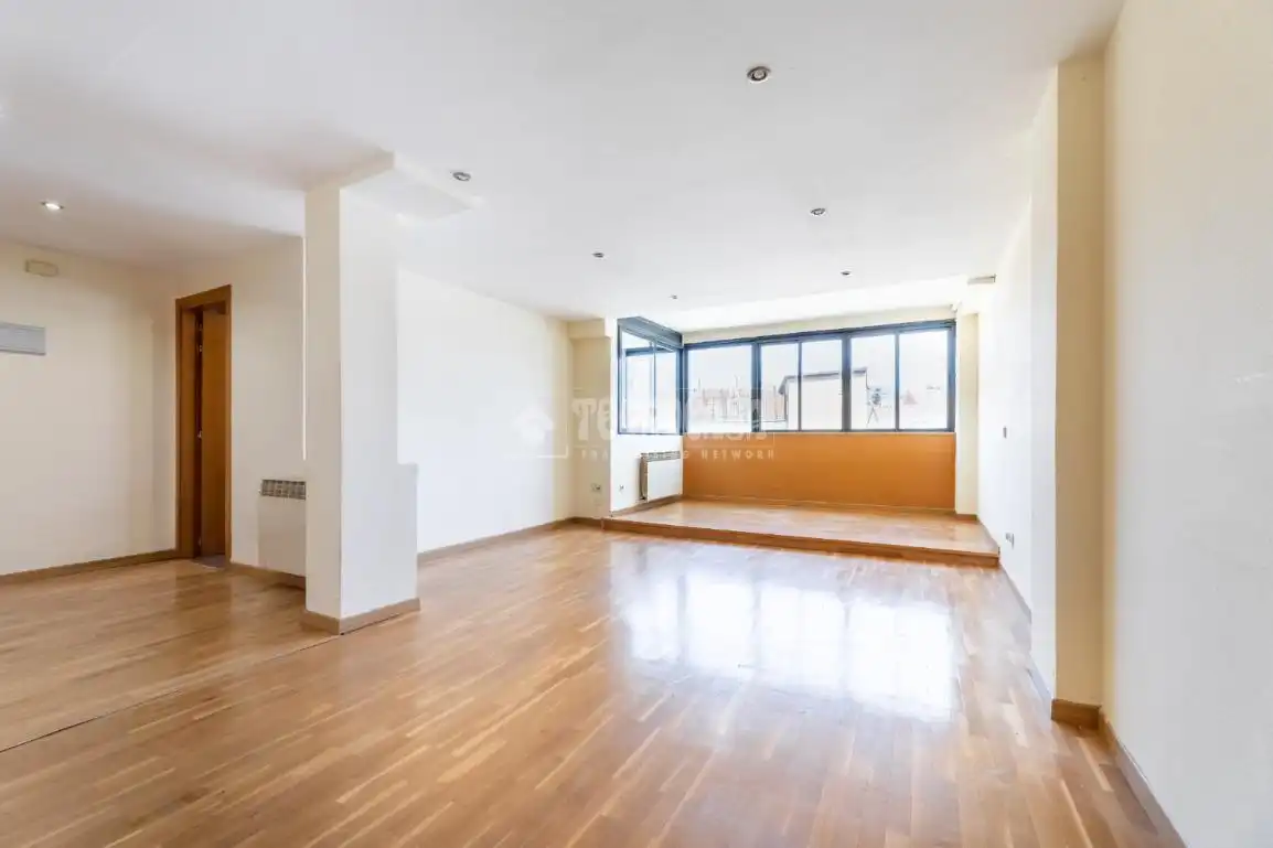 Sala d'estar de Pis en venda en Torrelodones amb Aire condicionat, Calefacció i Terrassa