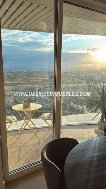 Bedroom of Flat to rent in  Valencia Capital  with Air Conditioner, Heating and Parquet flooring