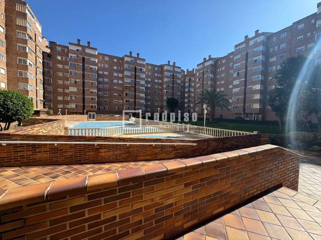 Piso en Venta en del Plantío en El Barral Ferial