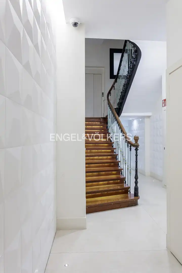 Piso de alquiler en Bilbao  con Aire acondicionado, Calefacción y Balcón