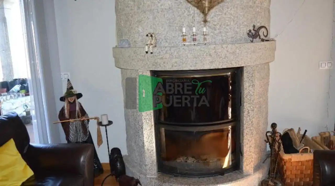 Garden of Houses for sale in Padrenda  with Heating, Private garden and Parquet flooring
